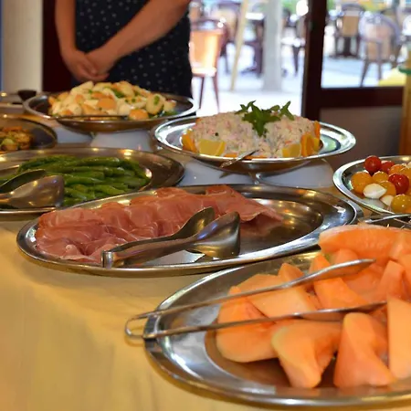 Appartement In 53434 *