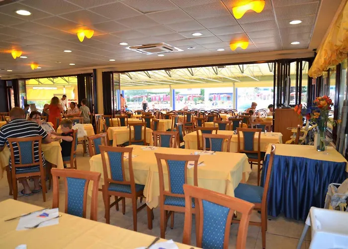 In 53434 Apartment *